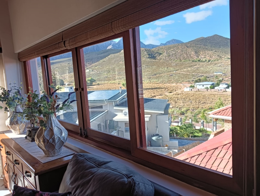 4 Bedroom Property for Sale in Fairway Heights Western Cape